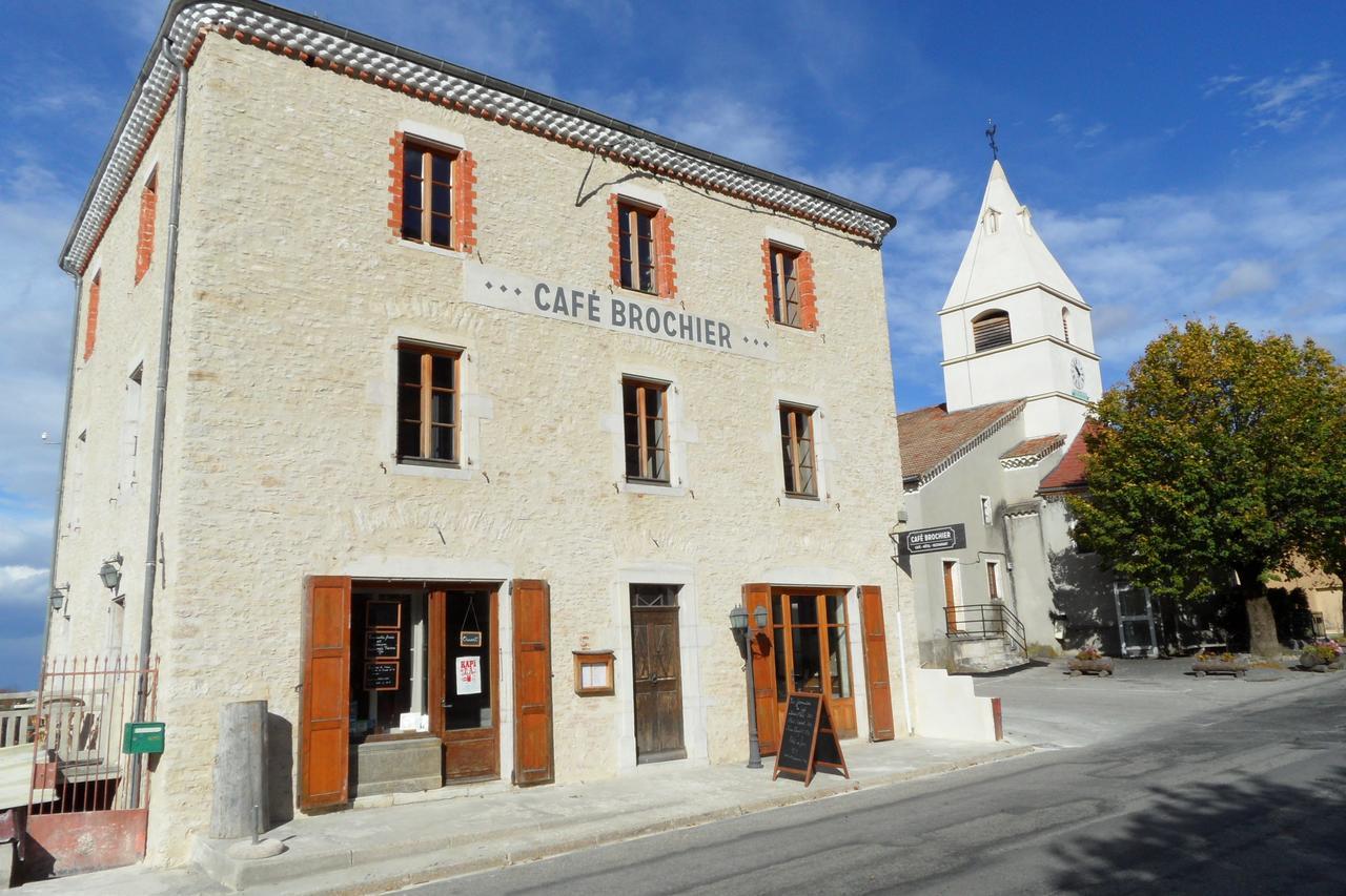Cafe Brochier Hotel Saint-Julien-en-Vercors 外观 照片
