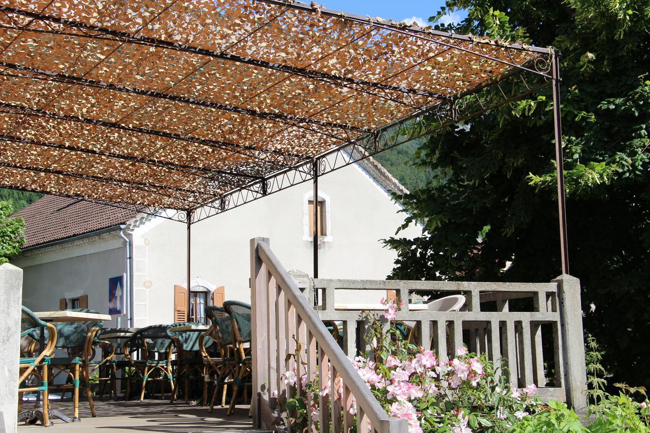Cafe Brochier Hotel Saint-Julien-en-Vercors 外观 照片